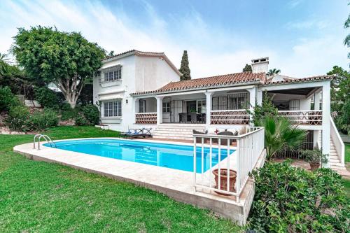Villa Alegre - Charming Villa With Private Pool