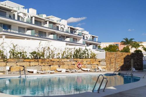 Lm10Bb- Modern Living With Large Sunny Terrace