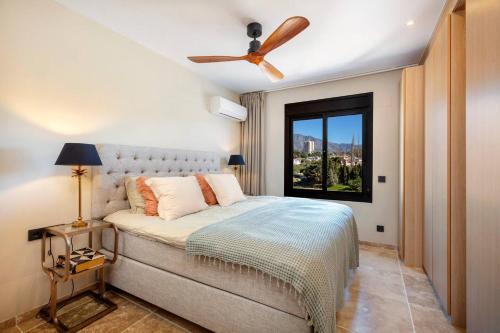 Mza322A - Stylish Penthouse With Large Terrace