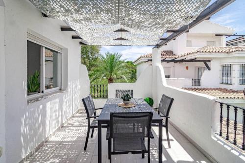 Lnm530 - Great Location With Private Roof Terrace