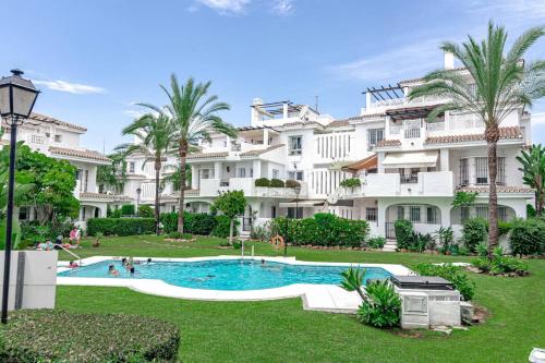 Lnm530 - Great Location With Private Roof Terrace