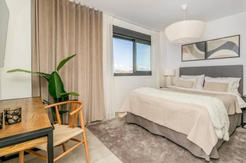 Inf26F - Modern And Bright City Apartment