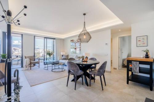 Inf26F - Modern And Bright City Apartment