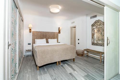 Gc - Spacious Flat In Golden Beach Marbella