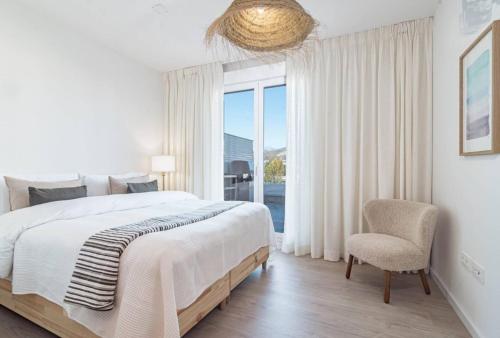 Jg36B- Luxury Penthouse With Spacious Balcony