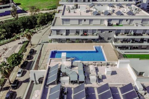 Jg36B- Luxury Penthouse With Spacious Balcony