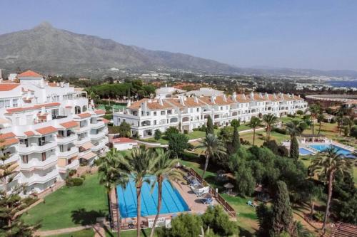 Rg312 - Great 2 Bed Apt, Close To Puerto Banus
