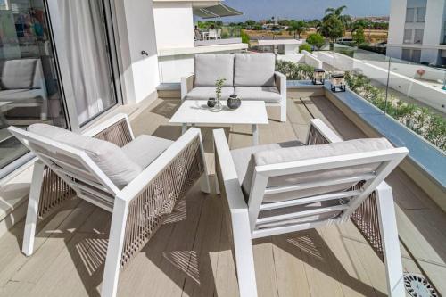 Lm111A- Modern Flat, Amazing Views
