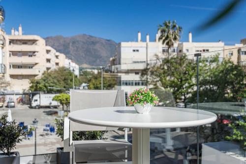 Zaga2C - Brand New Modern Apartment 200M To Beach