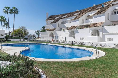 Eld41- Prime Location, Pool Views And Evening Sun