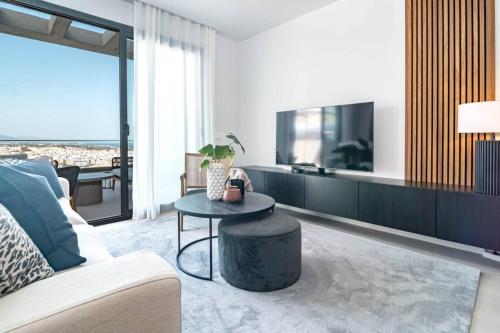 Lme9F1- Penthouse, Amazing Views, Families Only