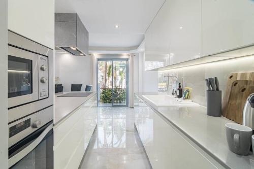 Terr69- Bright City Gem In Charming Old Town
