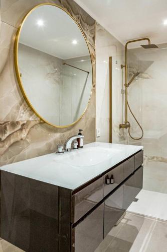 Terr69- Bright City Gem In Charming Old Town