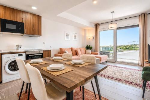Ah2B - Modern Apartment Near Estepona Town