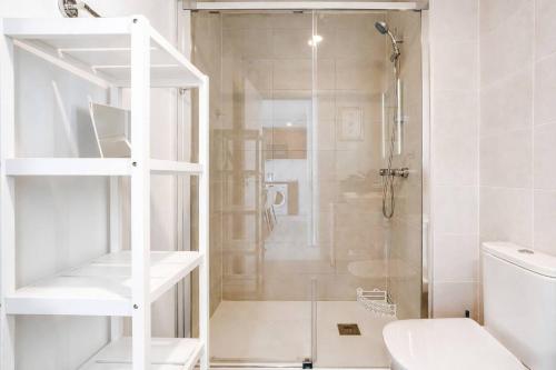 Ah2B - Modern Apartment Near Estepona Town