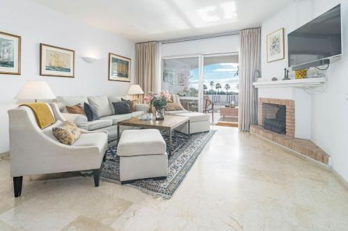 Ma - Elegant Apartment With Sea Views