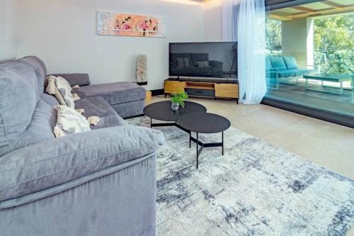 Ml2B1- Stunning Holiday Home In Marbella