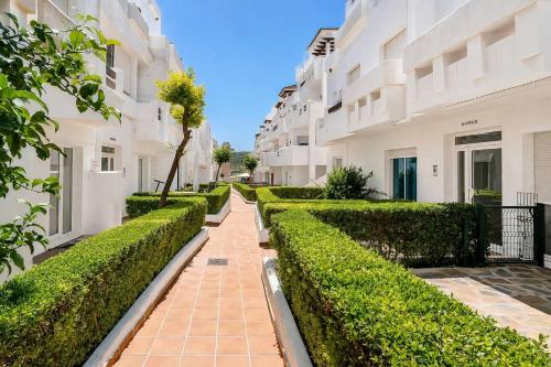 Vr1B - Golfside Escape Near Estepona