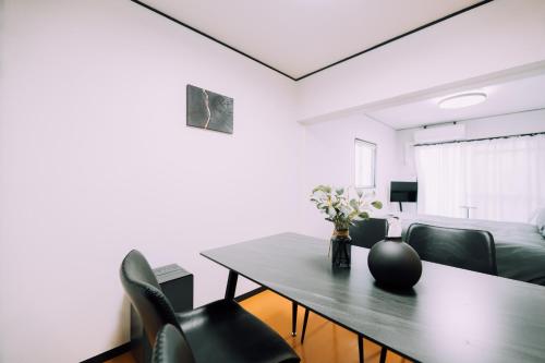 102 Fukuoka Nakasu Stay 1BR with Private Garden