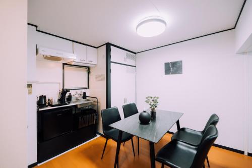 102 Fukuoka Nakasu Stay 1BR with Private Garden