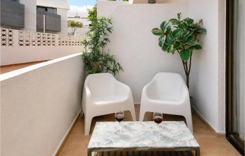 Lovely Apartment In Santa Cruz De Tenerife With Wifi