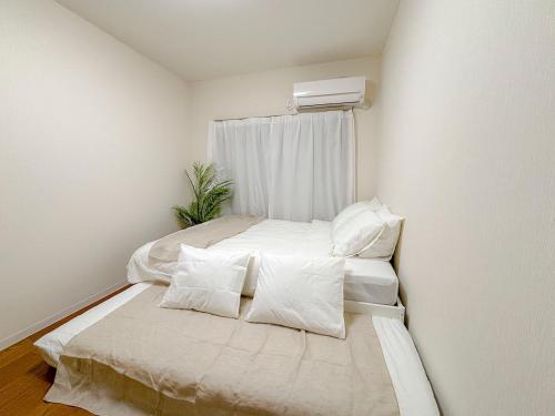 Near Shibuya, Shinjuku, Premium accommodation in the center of Tokyo, 2 queen beds, Up to 4 people, Free luggage storage at check-in