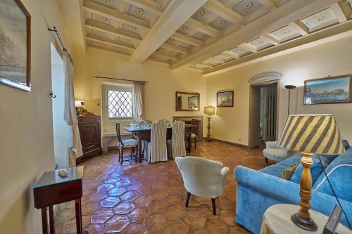 Campo de fiori Elegant Apartment