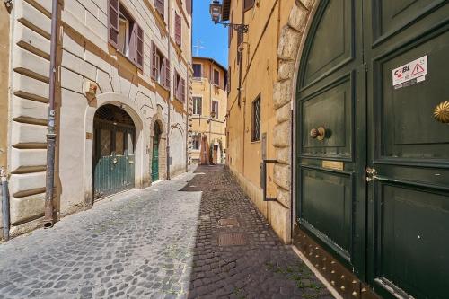 Campo de fiori Elegant Apartment