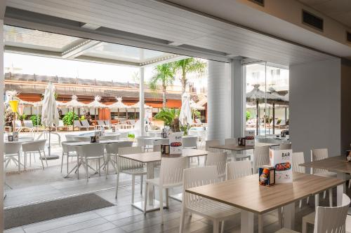 Rosamar & Spa 4*s