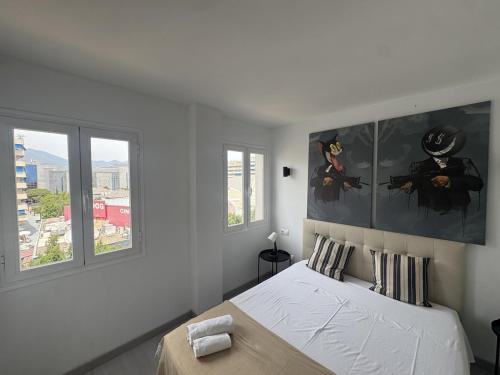 Modern, bright 1-bedroom apartment in Puerto Banus