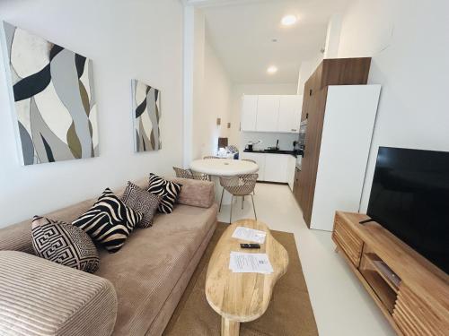 Apartamentos Marina Port