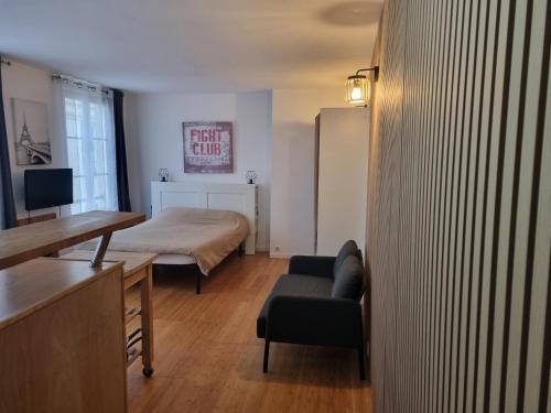 Grand studio sur cour privée