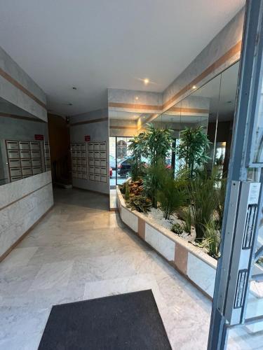 Appartement 2 chambres rénové à cannes