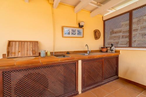 Cubo's Benalmadena Apartment Pool & Parking