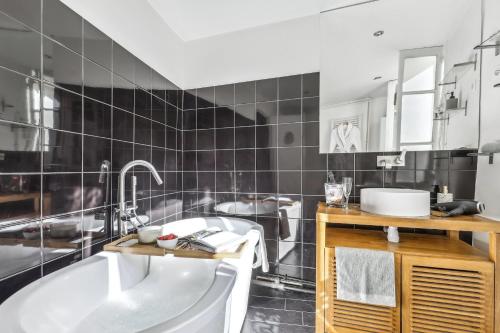 BnBNova - 2BR - Le Marais & Place de la Republique