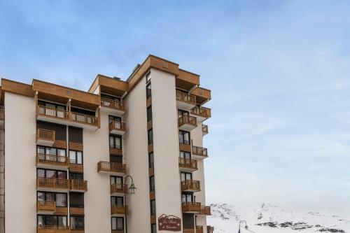 Résidence Hauts De Chaviere - VAL THORENS location: spacieux 2 pièces pour 6 avec 3 balcons ensoleillés (45 m2) MAE-9019