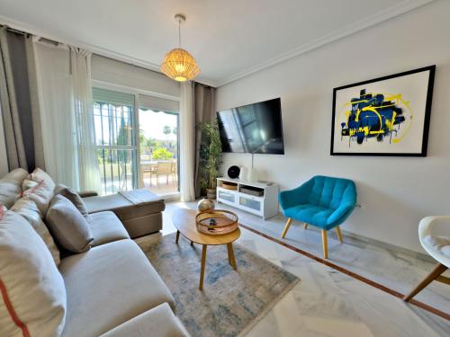 South-Facing 2BR near Puerto Banús