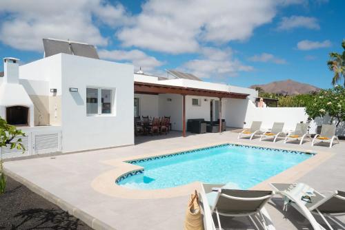 Casa Dolores by Optima Villas