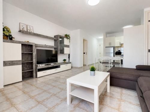 Apartamento con terraza y vistas en Costa Adeje, Sunset Mirage