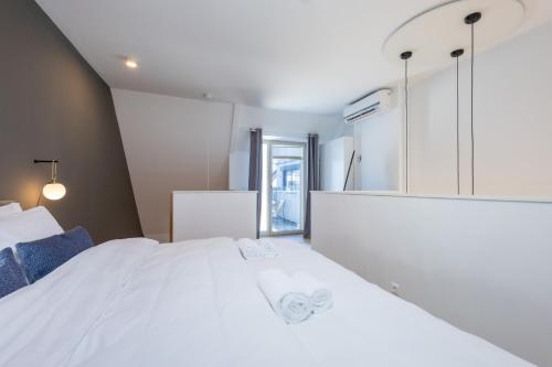 Dachgeschoss Apartment mit Terrasse am Karlsplatz