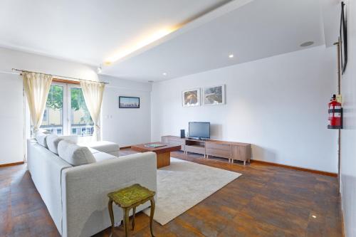 Amoreiras Duplex by Hosty