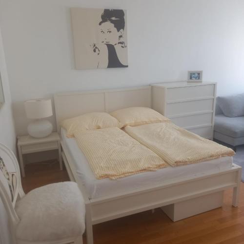 Starlight Apartment