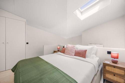 Skylight Loft l Terracotta Collection