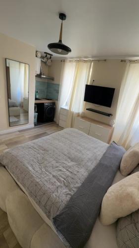 Charmant studio cosy moderne Paris 19