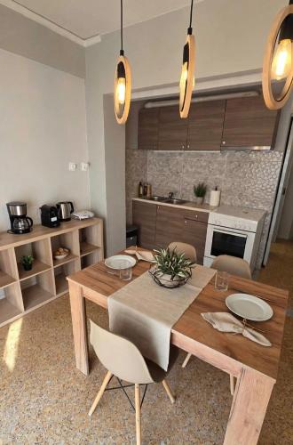 Eternal Acropolis Suites with View by HC