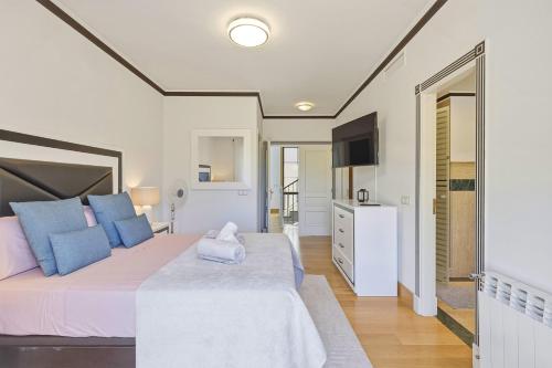 Villa Helecho Private Heated Pool in Marbella Centre