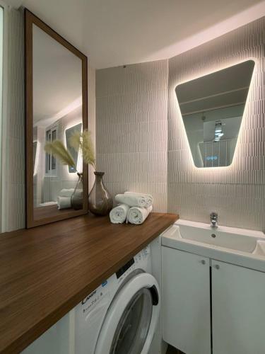 WE Athens Brand Luxury studio in elite Kolonaki
