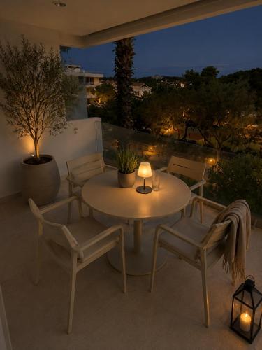 Boutique Apartment 5 min walk to Beach