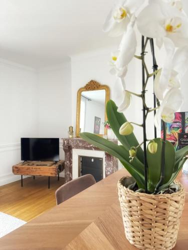Au cœur de la cité des Sacres - Appartement rénové