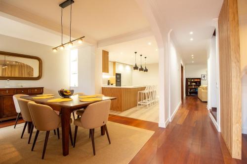Madalenas Terrace House